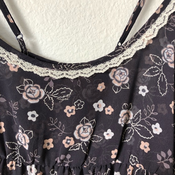 Victoria Secret Lingerie Top - Picture 5 of 7